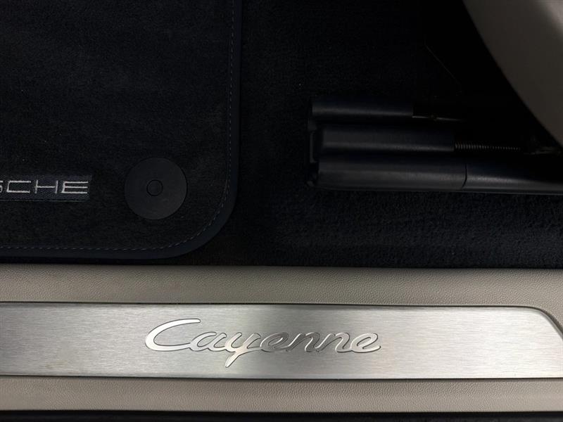 porsche Cayenne 2022 - 31