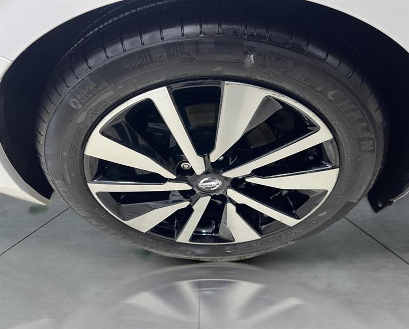 nissan Sentra 2022 - 10