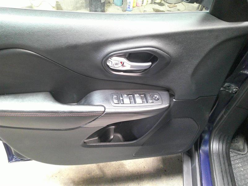 jeep Cherokee 2015 - 9