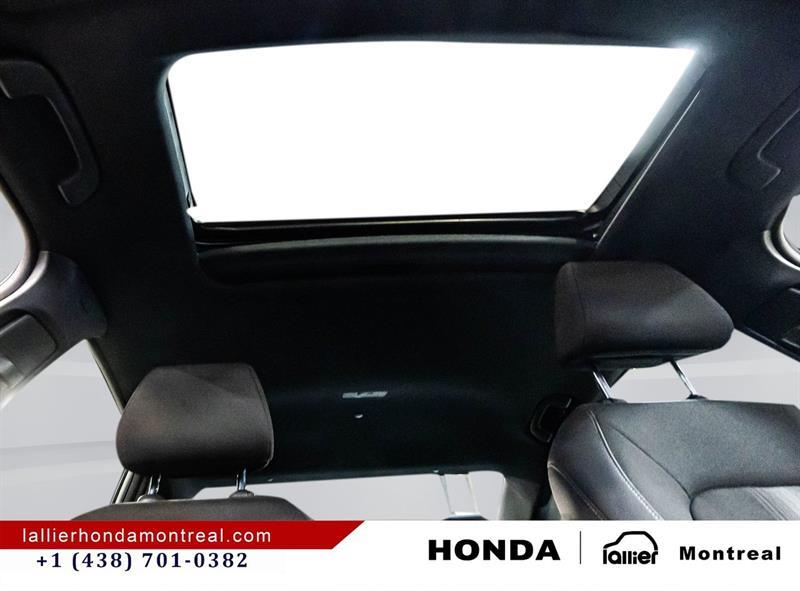 2025 Honda Civic - Image 18