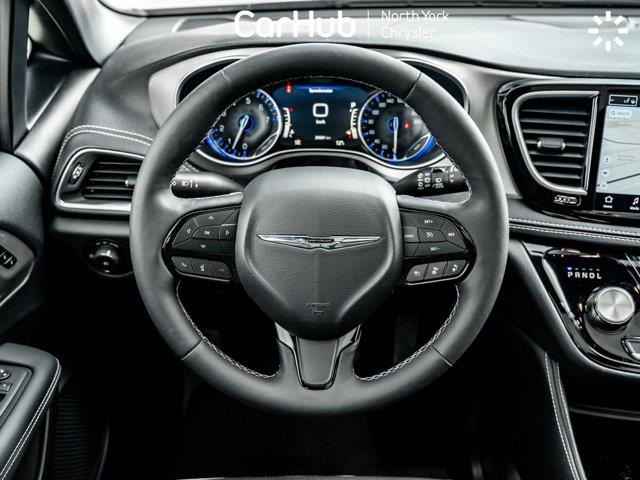 chrysler Pacifica 2024 - 13
