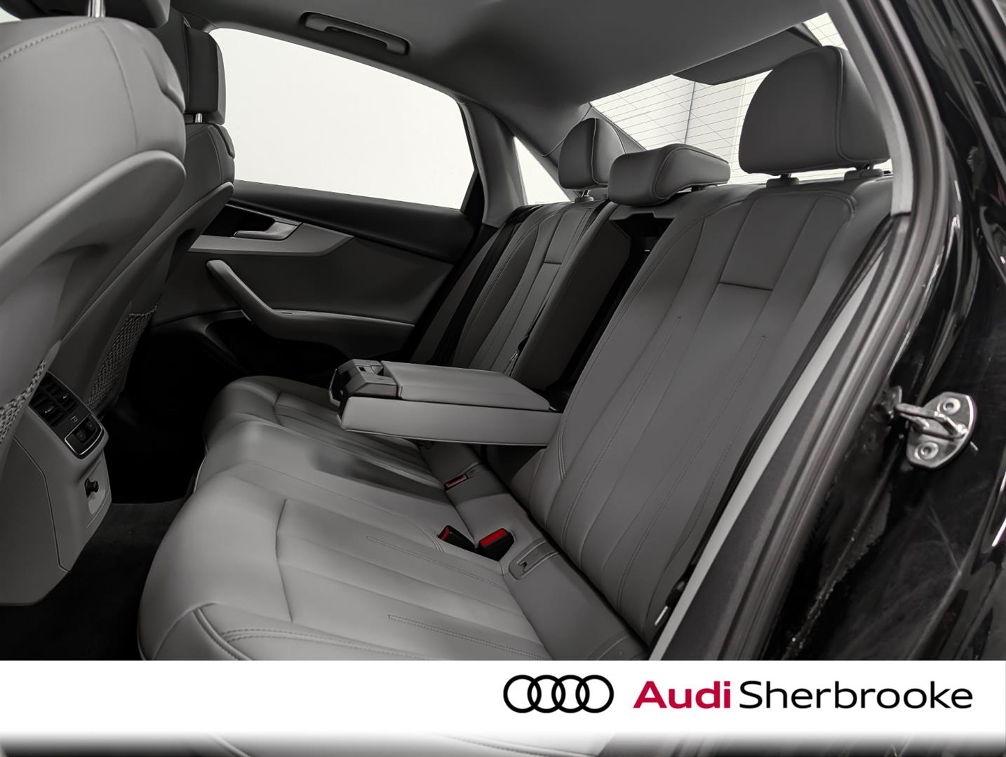 audi berline A4 2023 - 10