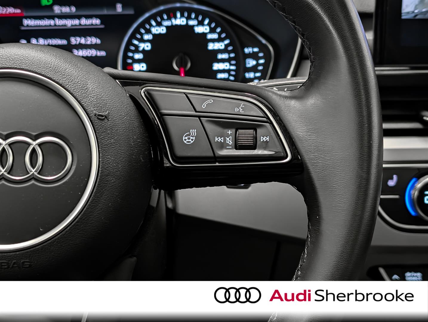 audi berline A4 2023 - 19