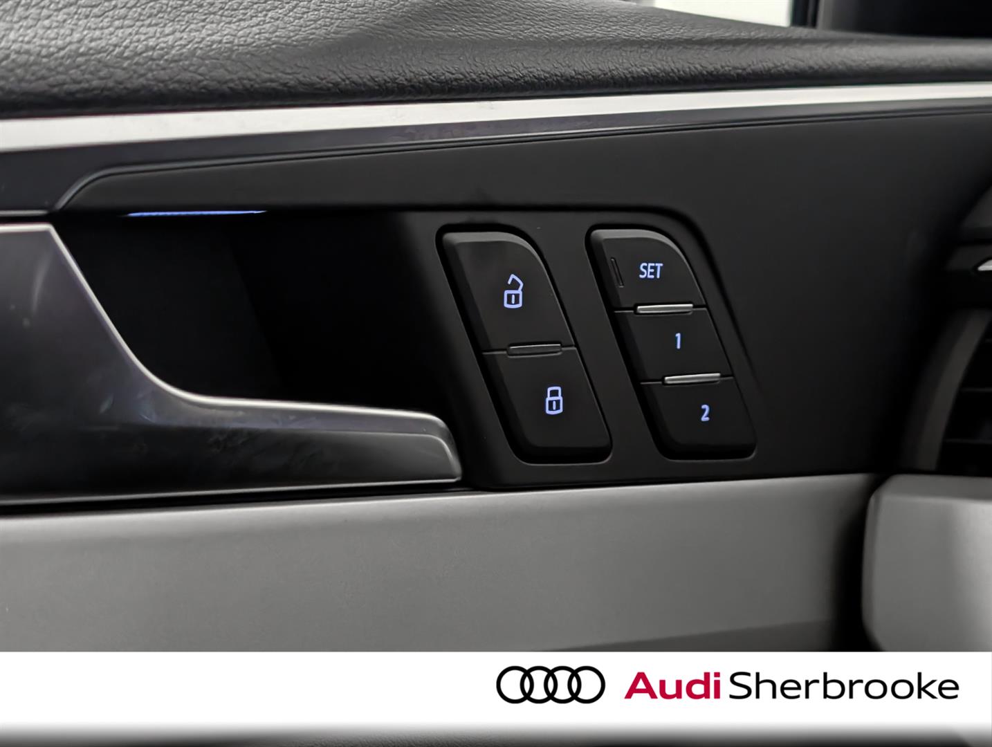 audi berline A4 2023 - 23