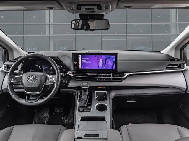 toyota Sienna 2025 - 27