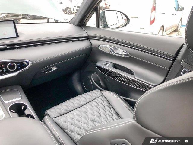 genesis GV70 2023 - 24
