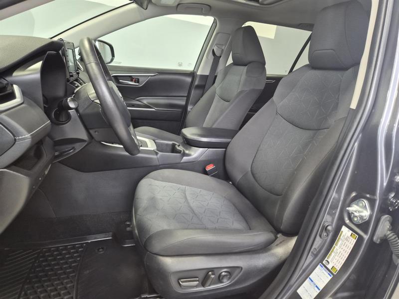 toyota RAV4 2022 - 12