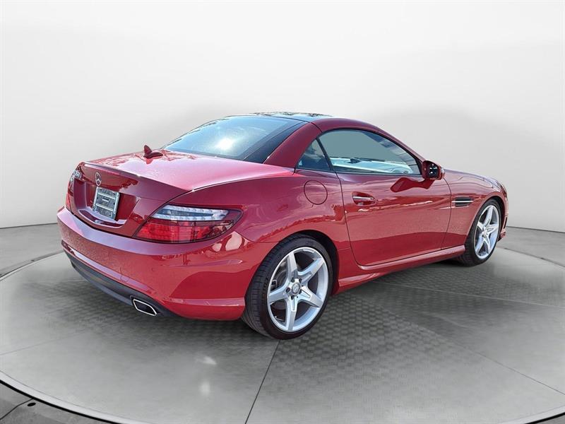 mercedes-benz SLK-Class 2012 - 7