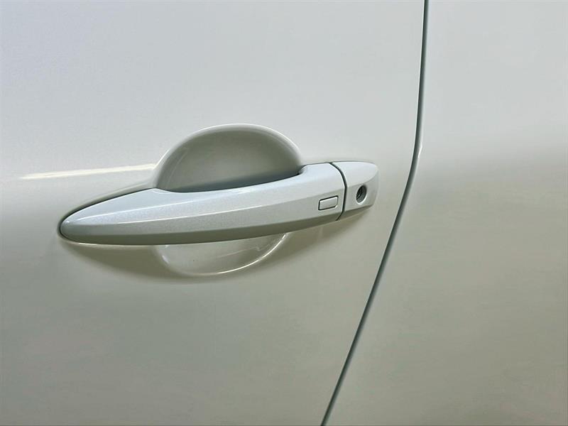 nissan Rogue 2023 - 25
