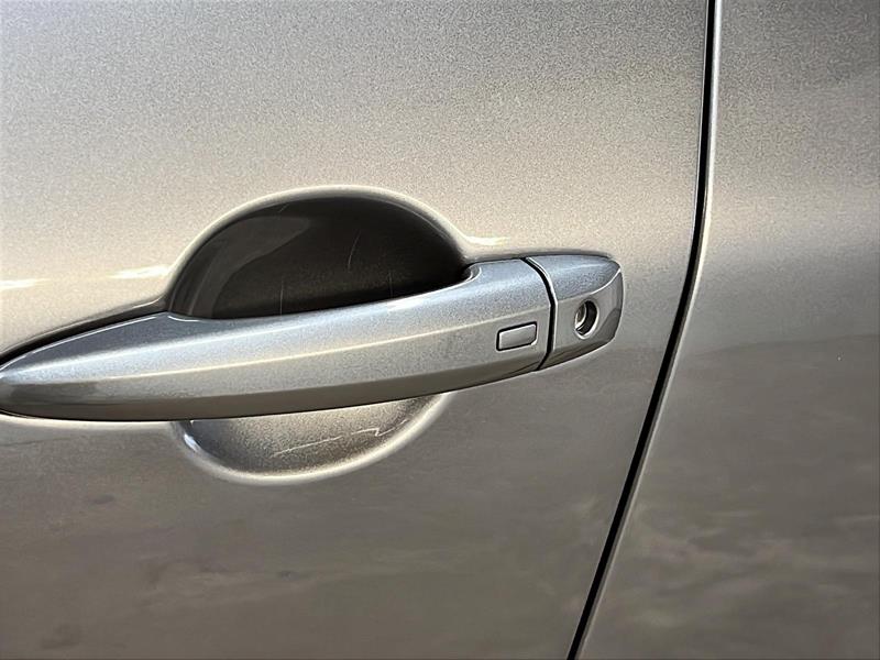 nissan Rogue 2023 - 25