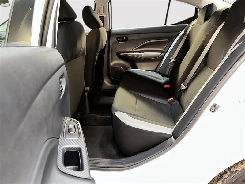 nissan Versa 2025 - 9