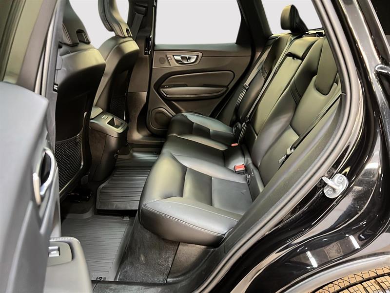 volvo XC60 2025 - 9
