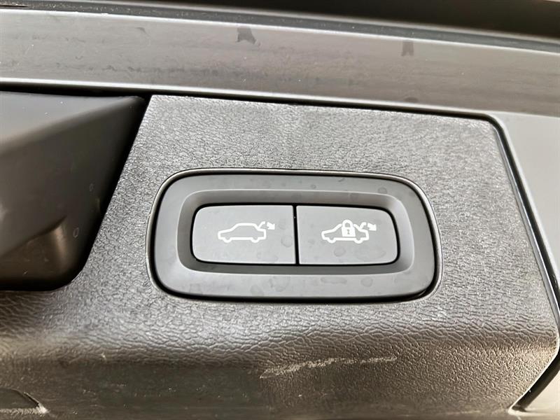 volvo XC60 2025 - 15