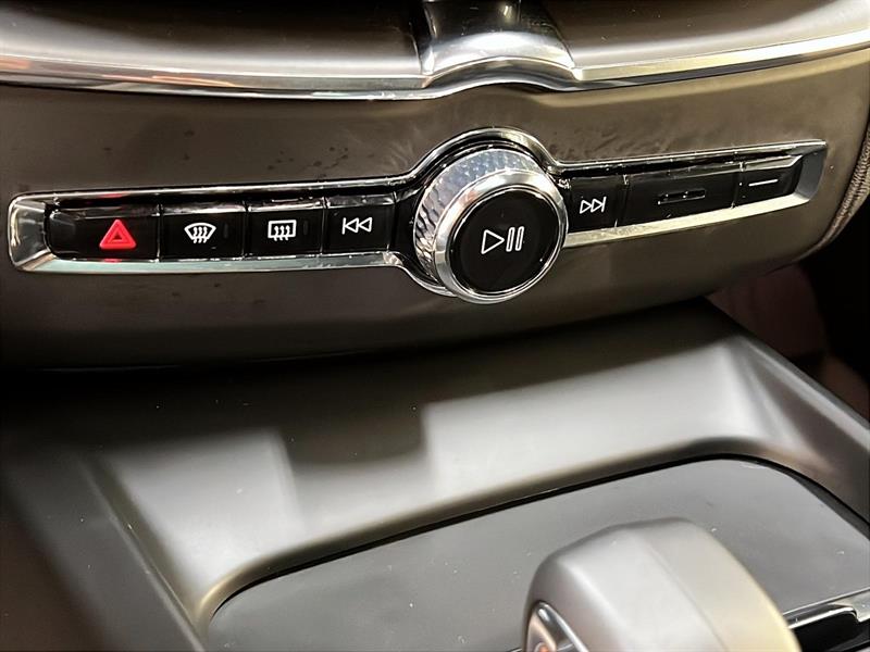 volvo XC60 2025 - 17