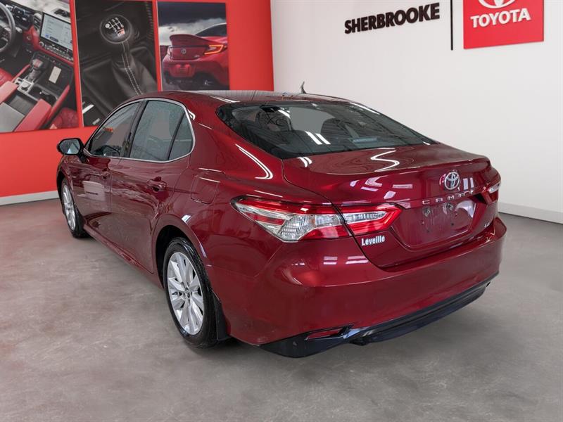 toyota Camry 2018 - 5