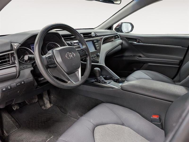 toyota Camry 2018 - 8