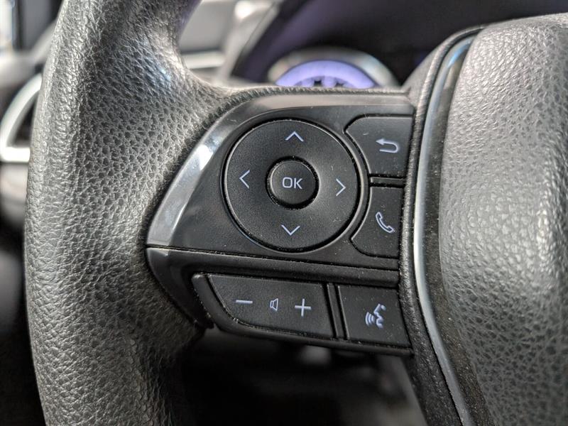 toyota Camry 2018 - 13