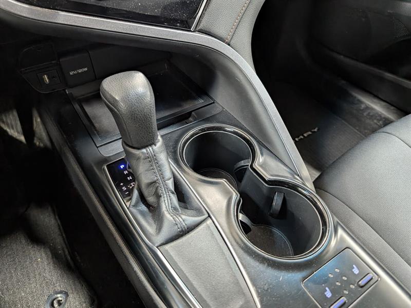toyota Camry 2018 - 19