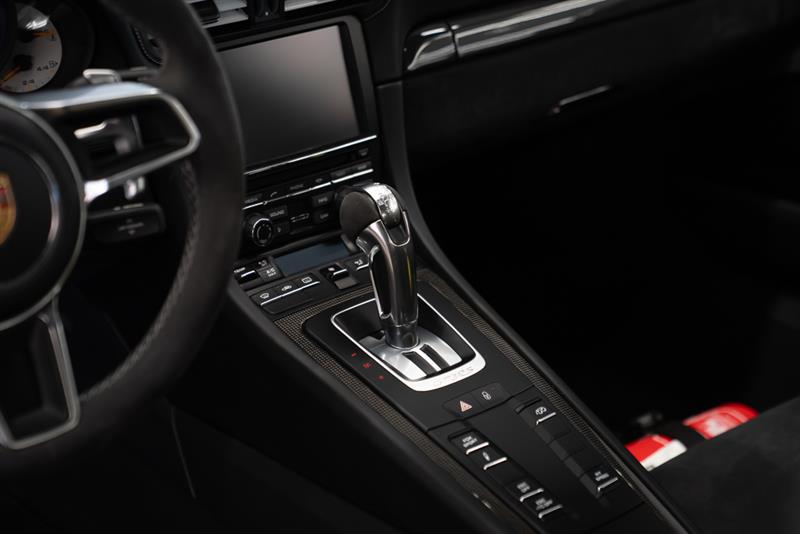 porsche 911 2016 - 17