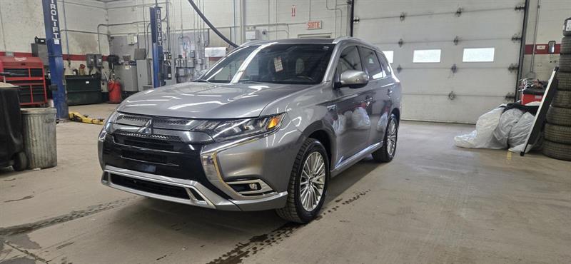 mitsubishi Outlander PHEV 2022