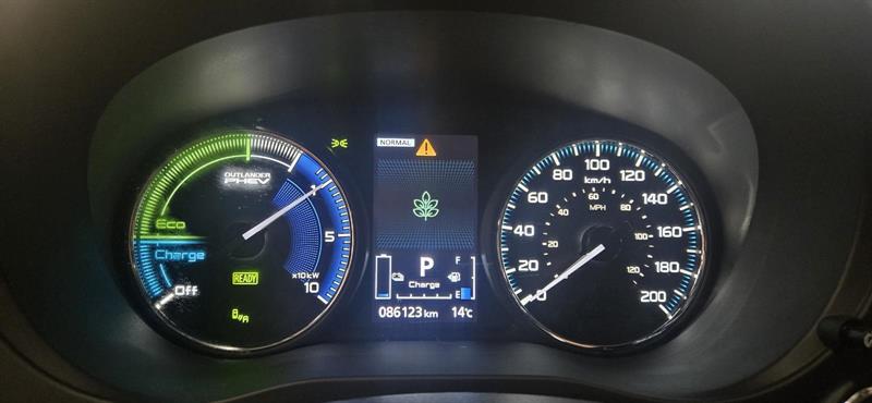 mitsubishi Outlander PHEV 2022 - 18