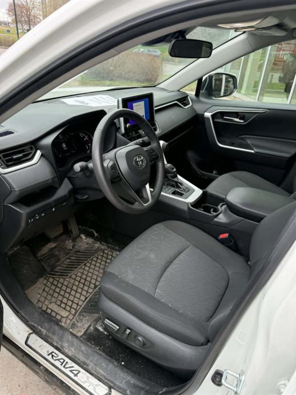 toyota RAV4 2023 - 7