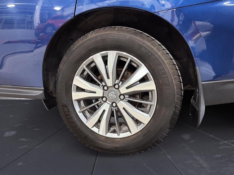 nissan Pathfinder 2019 - 9