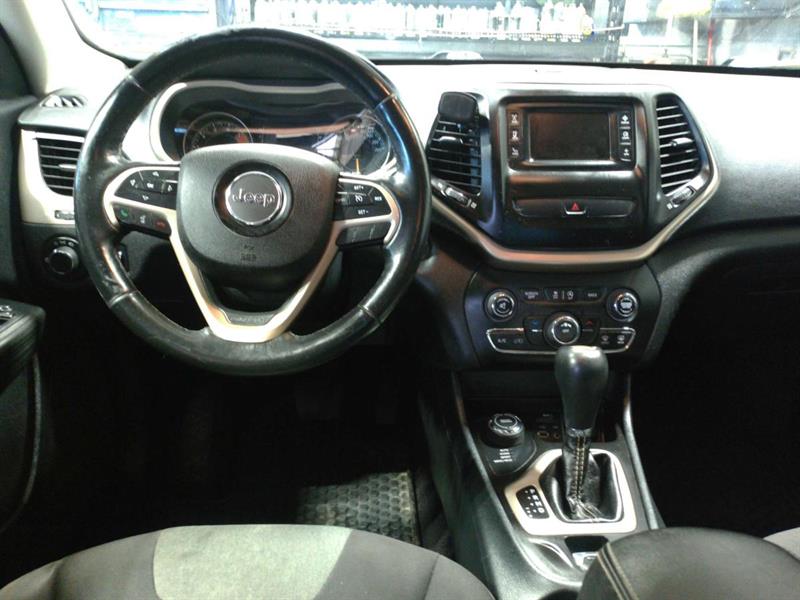 jeep Cherokee 2016 - 12