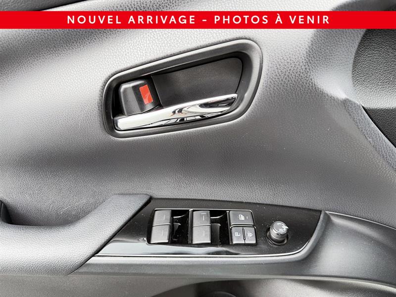 toyota Prius Plug-In Hybrid 2020 - 11