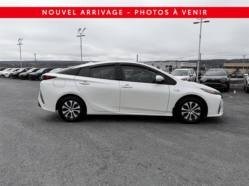 toyota Prius Plug-In Hybrid 2020 - 14