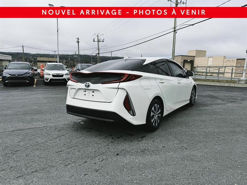 toyota Prius Plug-In Hybrid 2020 - 15
