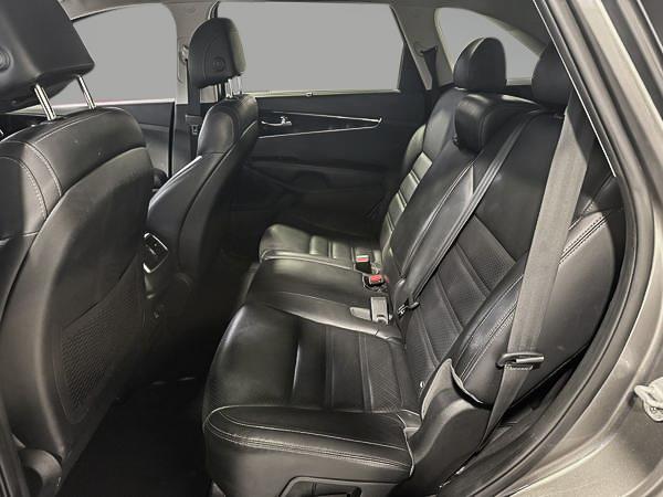 kia Sorento 2017 - 24