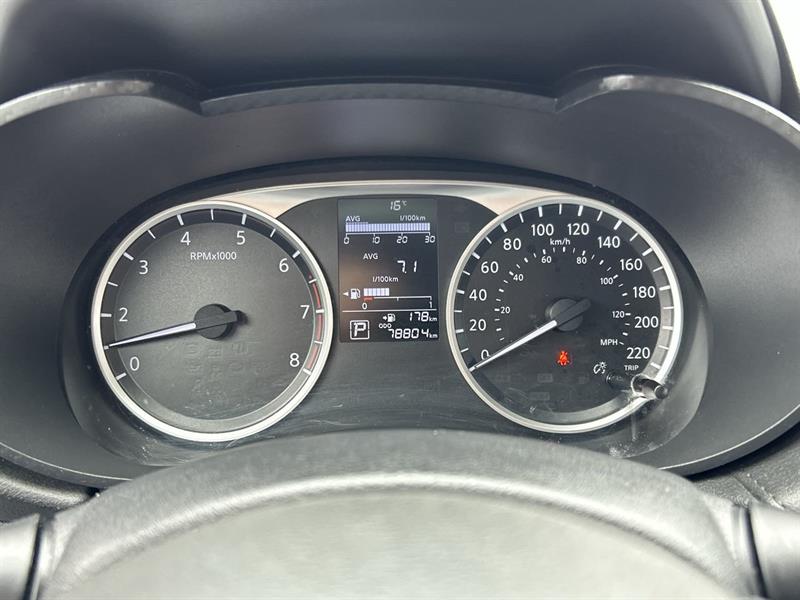nissan Versa 2021 - 23