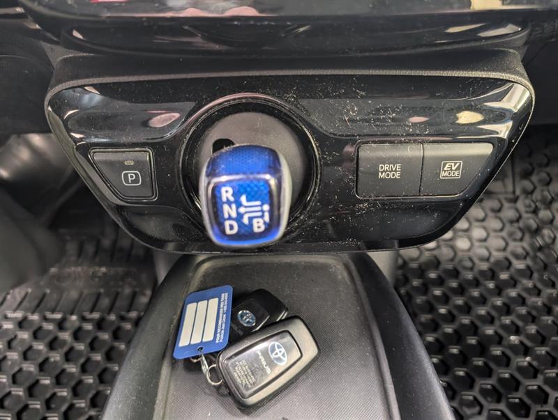 toyota Prius 2019 - 12