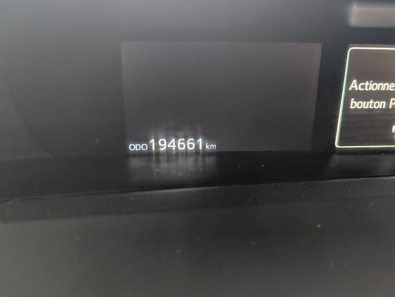 toyota Prius 2019 - 17