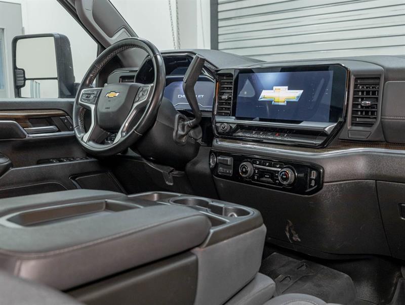 chevrolet Silverado 2500HD 2024 - 29