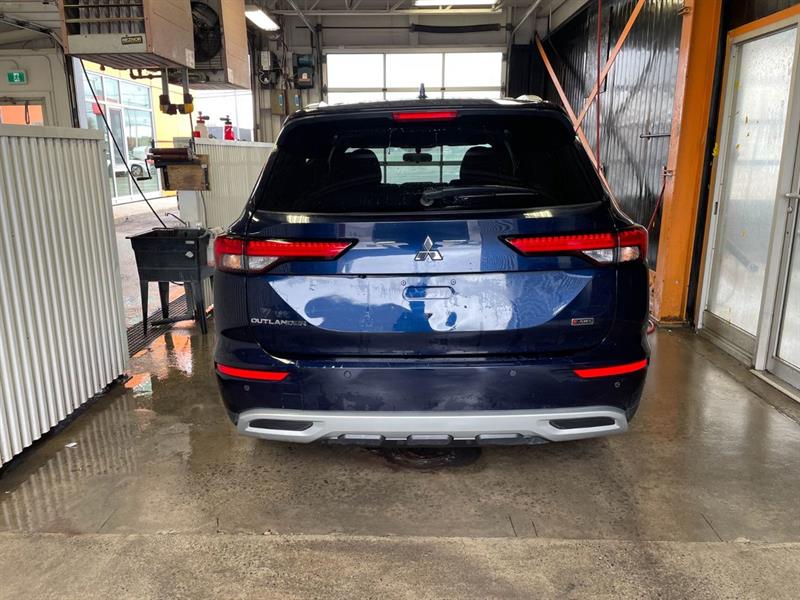 mitsubishi Outlander 2023 - 8