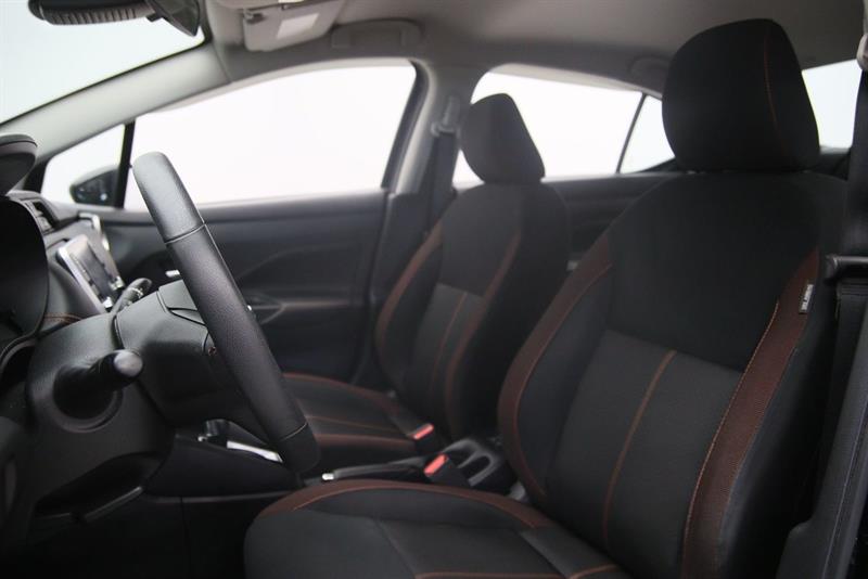 nissan Versa 2022 - 6