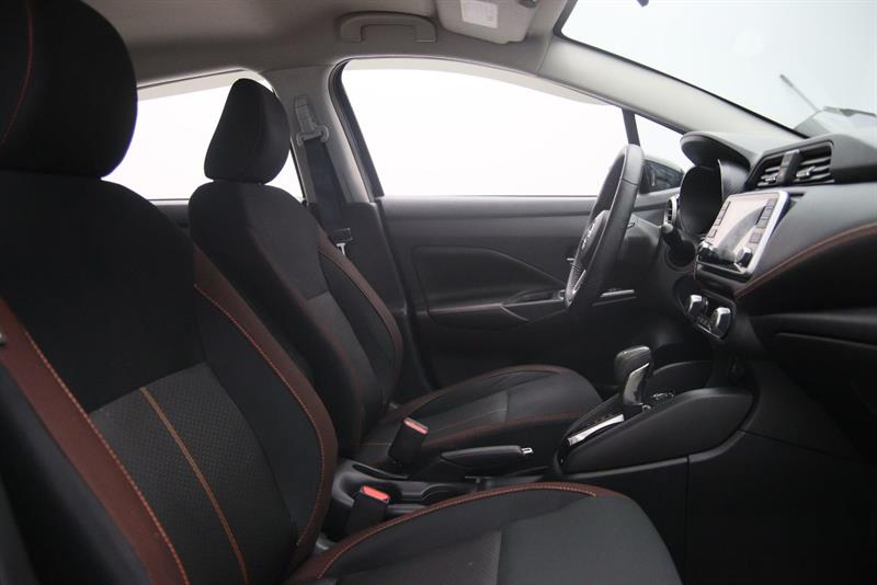 nissan Versa 2022 - 15