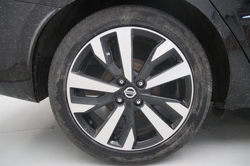 nissan Versa 2022 - 16