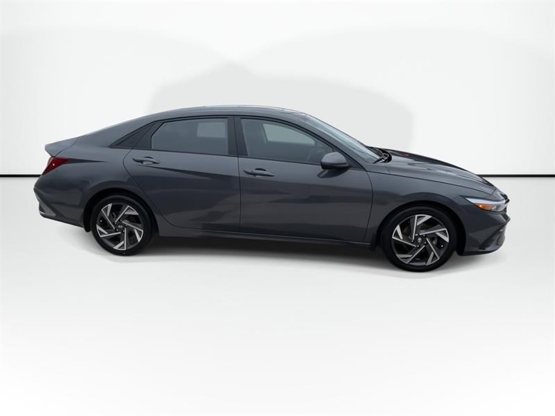 hyundai Elantra 2024 - 2