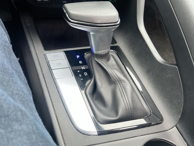 hyundai Elantra 2024 - 29