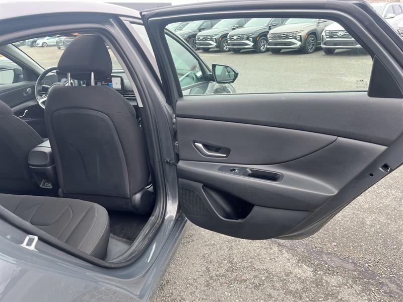 hyundai Elantra 2024 - 40