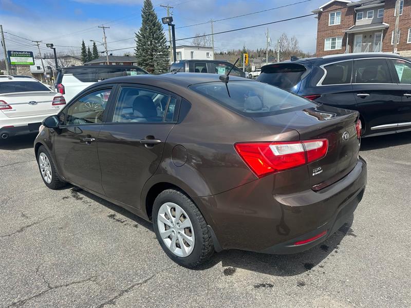 kia Rio 2013 - 4