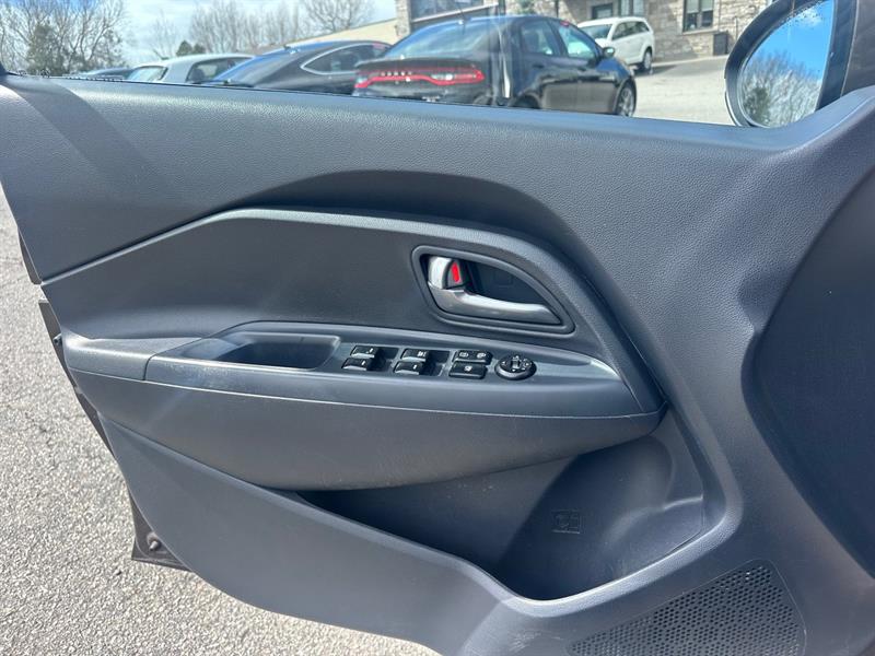 kia Rio 2013 - 12
