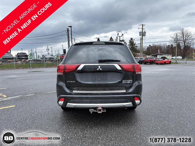 mitsubishi Outlander rechargeable 2018 - 8