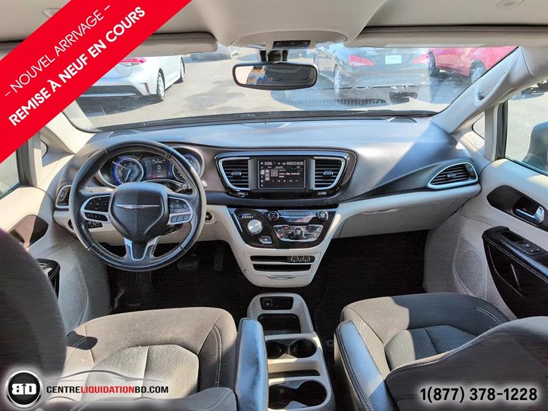chrysler Grand Caravan 2022 - 12