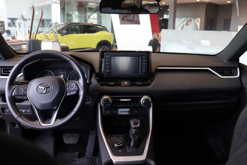 toyota RAV4 2022 - 17