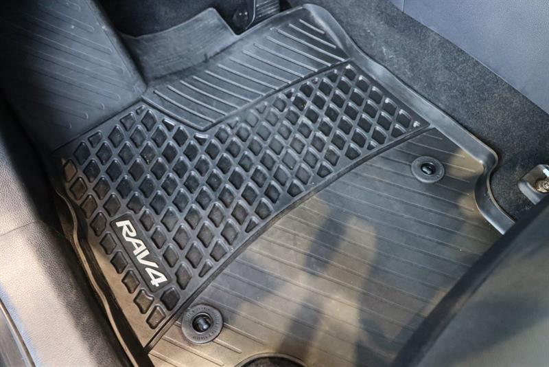 toyota RAV4 2022 - 29