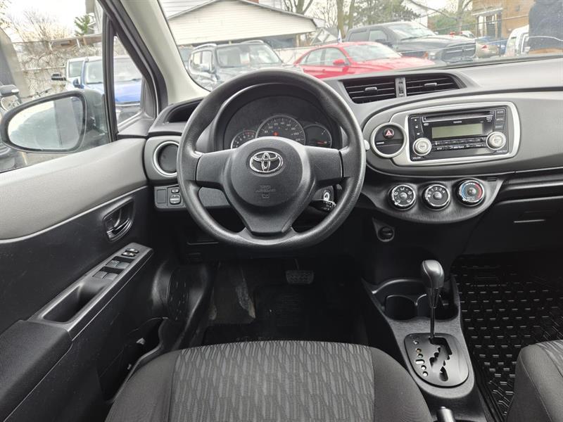 2014 Toyota Yaris - Image 13